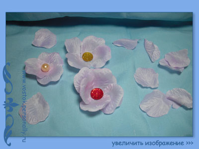 лепестки роз